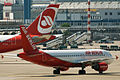 "Air Berlin" A-320 D-ALTH (3996680155).jpg