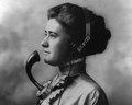 "A Telephone Operator" LCCN2006681181 (cropped).tif